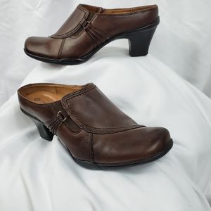 Earth Spirit Clasics Small Heel Shoes